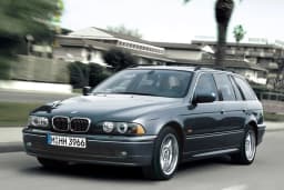 BMW 525i・530i ツーリング 運転席エアバッグインフレーターのガス発生剤吸湿不良により容器破損のおそれ