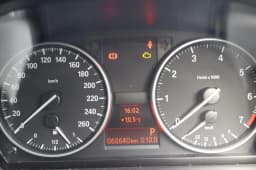 【エアバッグ警告灯】BMW E90 3シリーズ 320iのキャンセラー 故障診断と修理費用