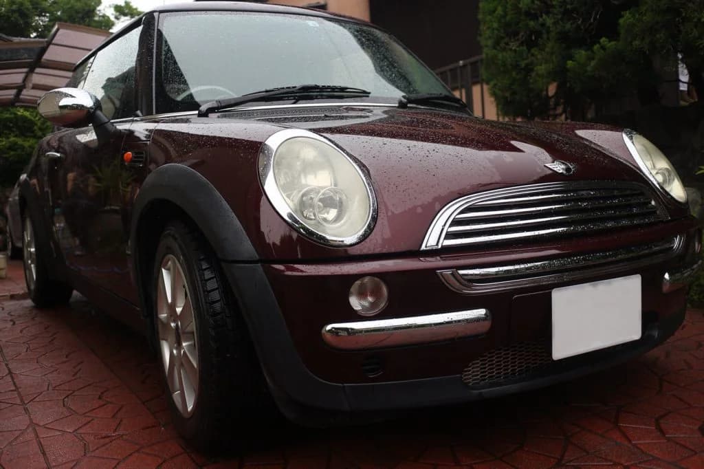 MINIワン R50の足回りからの異音の故障診断とアッパーマウントの交換・修理費用