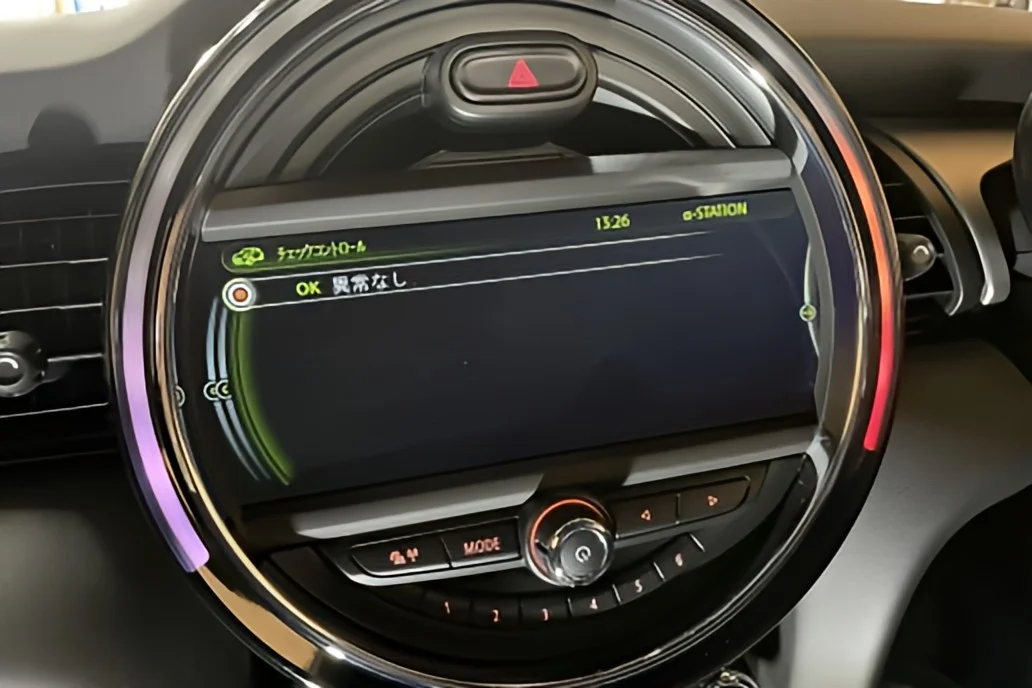 MINI F56 クーパーのシフトレバー警告灯の故障診断とシフトレバーセンサーの交換・修理費用