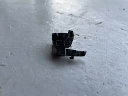 【トランクが閉まらない】MINIR60 クーパーDのトランクリッドロック 故障診断と修理費用