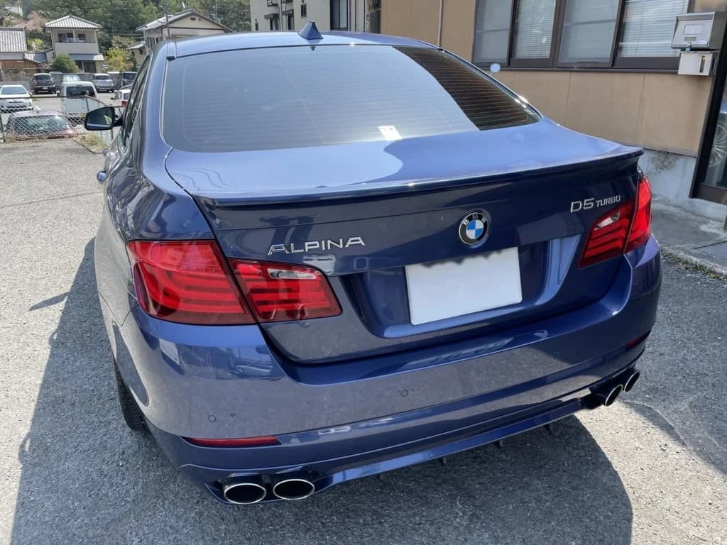 BMW ALPINA F10 D5 カーナビブラックアウト修理費用 - HU-H交換事例