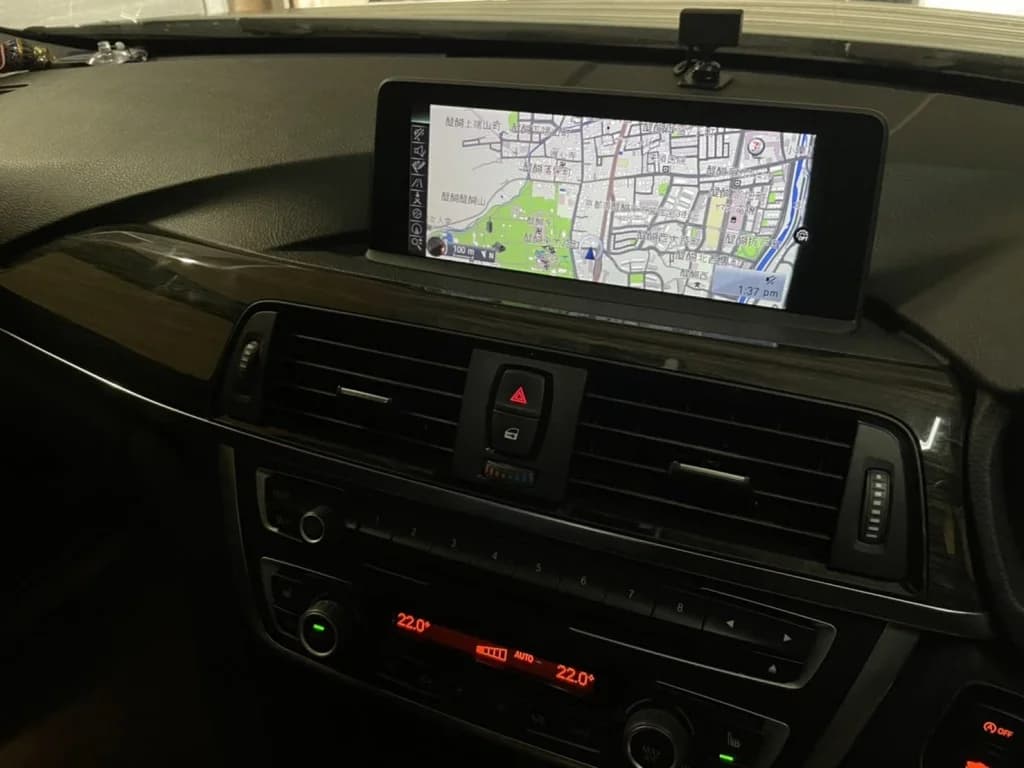 BMW F31 320d カーナビNO SIGNAL修理 - HU-H交換で解決した事例