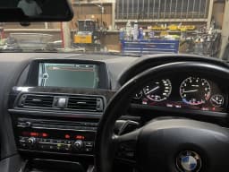 【エンジン不調】BMW 6シリーズ F13のスパークプラグ 故障診断と修理費用