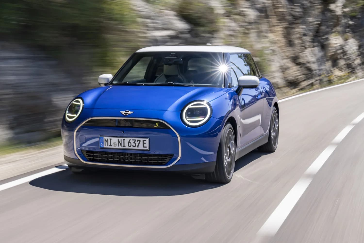 MINI Cooper E・Acemanなど4車種がリコール - 高電圧バッテリーの不具合で火災のおそれ