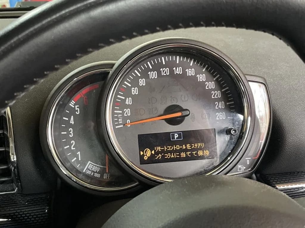 MINIスマートキーの電池交換 - カバーの外し方と電池切れ時の対処法