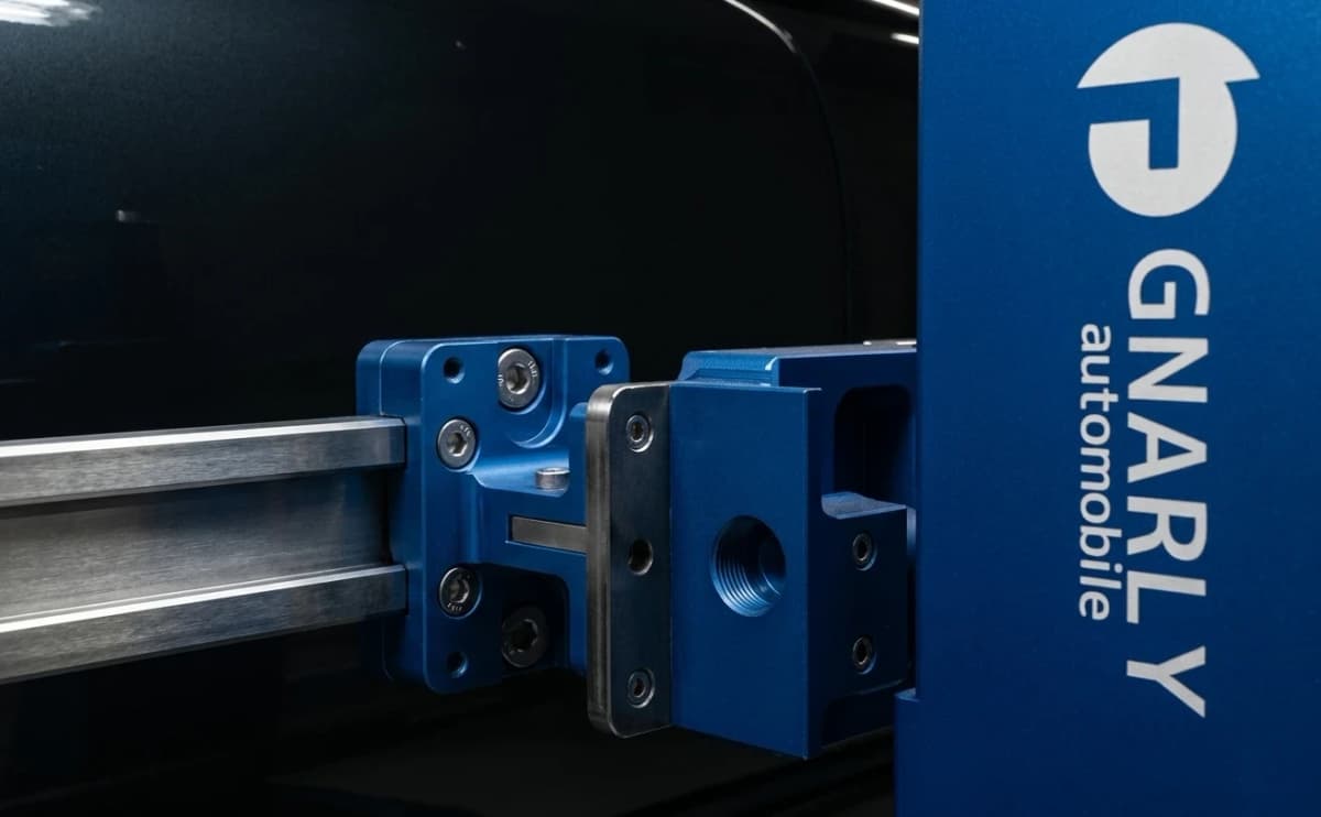 MINI F56 クーパー ナビNO SIGNAL・ノーシグナルの修理費用 - HU-H交換で解決した事例