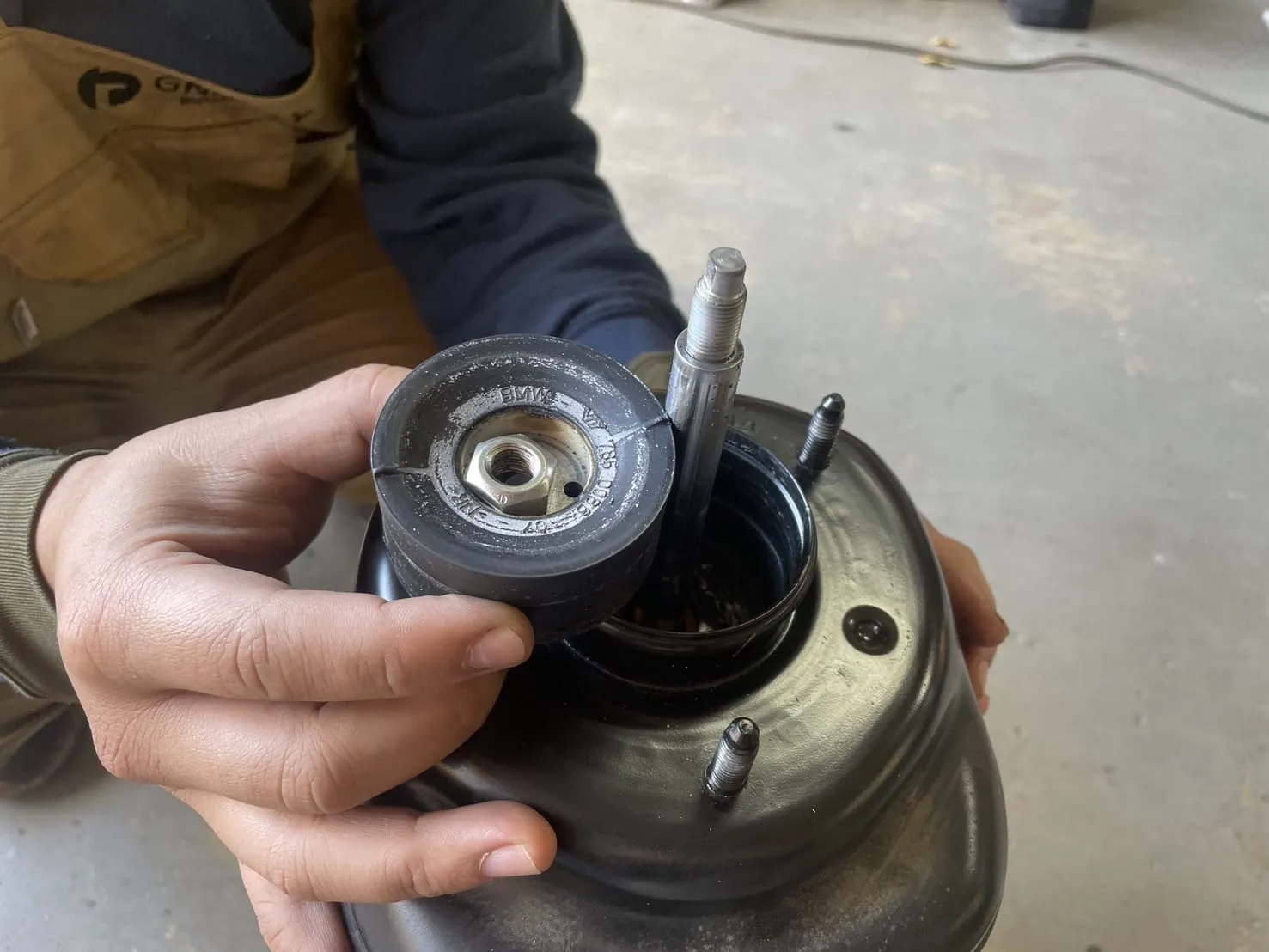 エアサスリビルトサービス