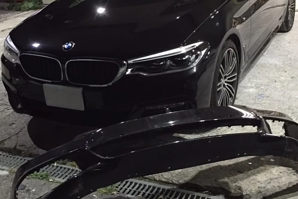 今回、整備をするBMW G30 5シリーズ 523d