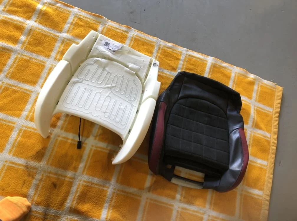 シートクッションとシートカバー