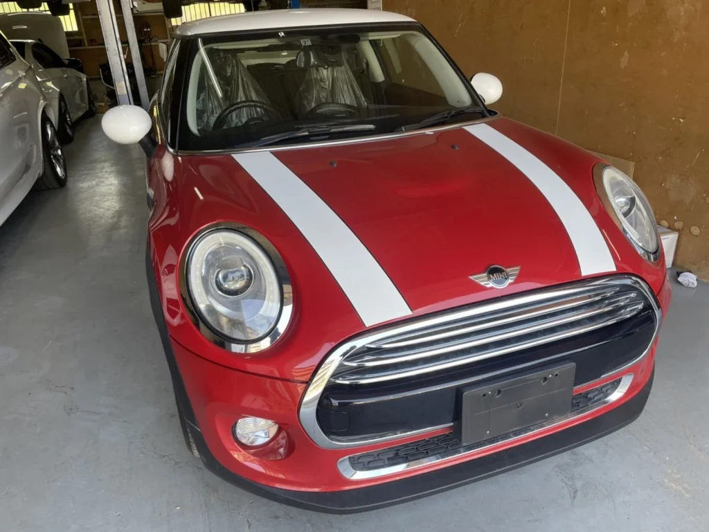 今回、整備をするMINI F56 COOPER