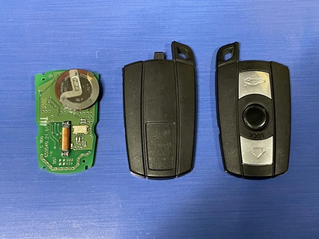 今回、修理をするBMW 1シリーズ E87 120iのスマートキー