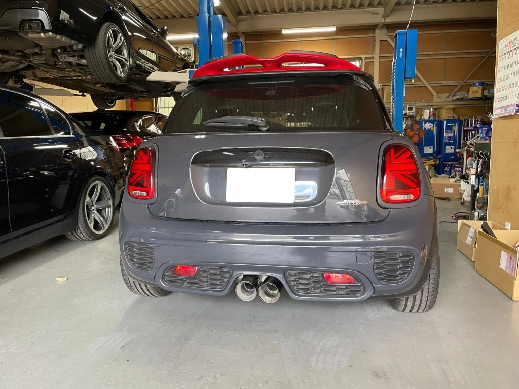 今回、カスタムをするMINI F56 COOPER S JCW