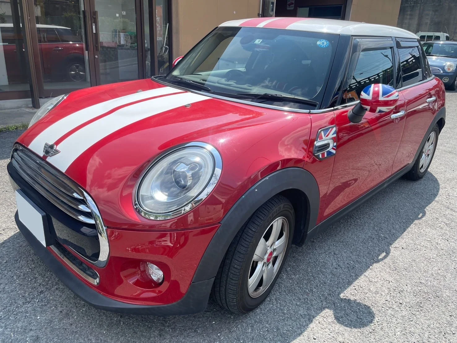 MINI F55 今回、整備をするMINI F55 COOPERの特徴