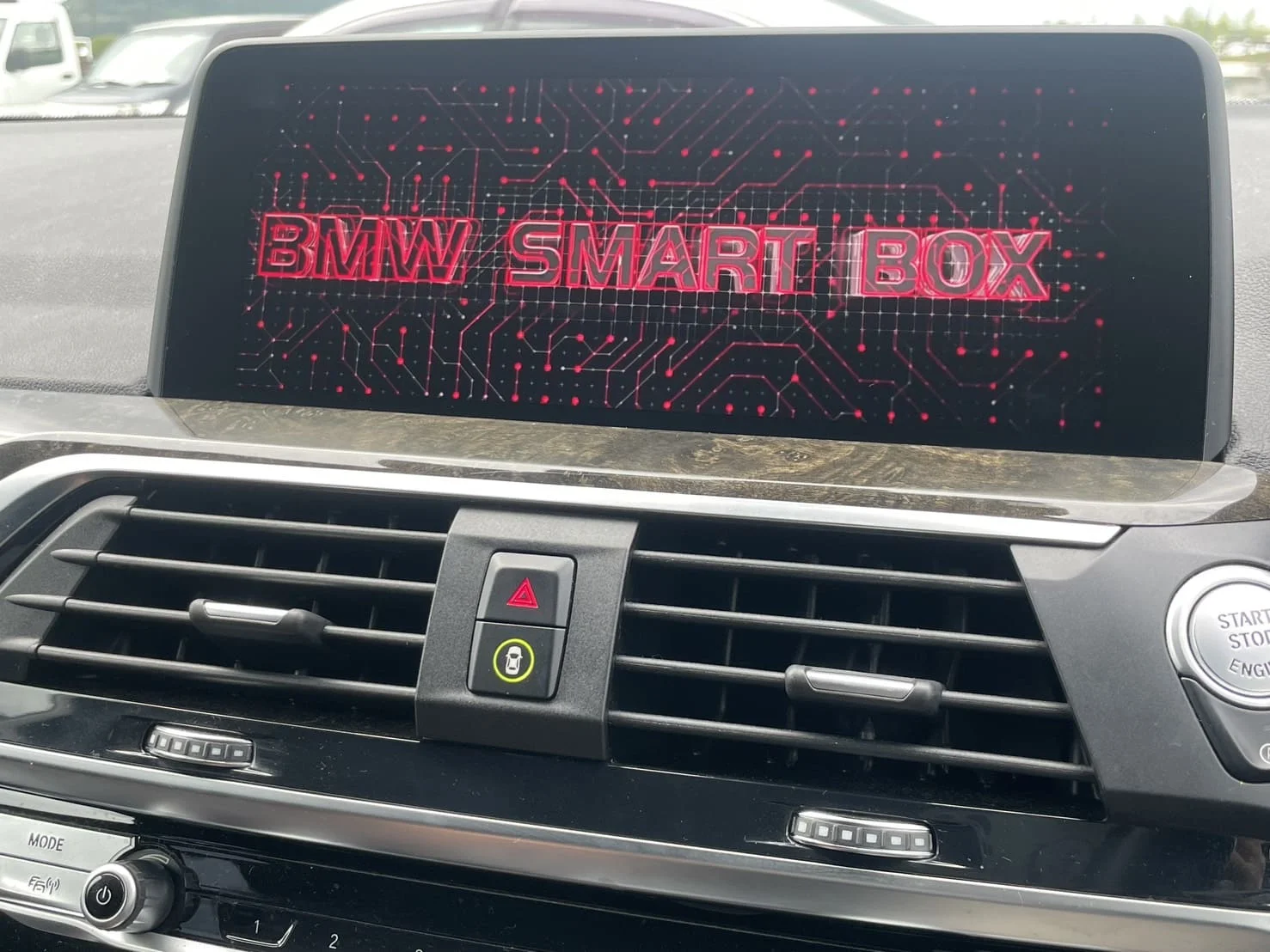 AIBOXの起動画面