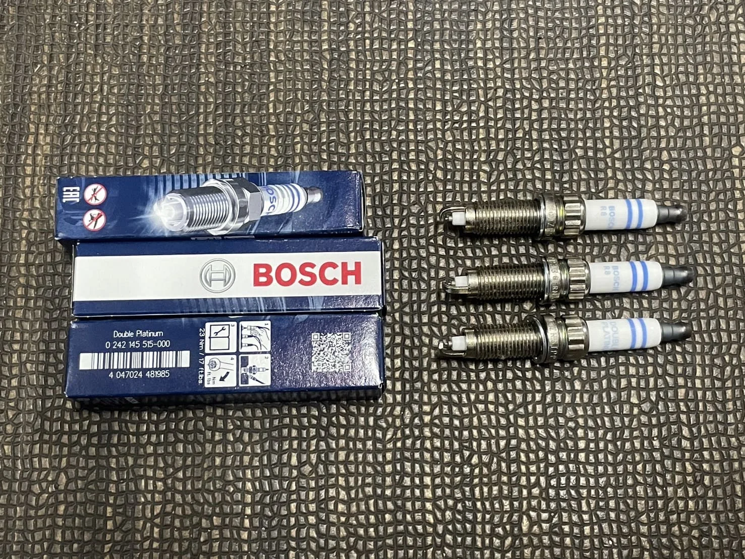 BOSCH（ボッシュ）製スパークプラグ
