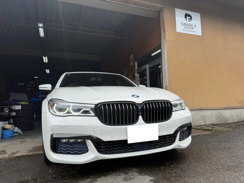 今回、整備をするBMW 7シリーズ G11 740i