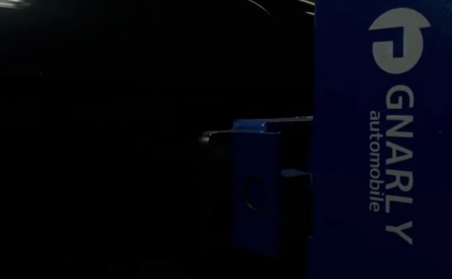 BMW・MINIの修理、板金塗装、車検、カスタム専門店とするナーリーオートモービル整備工場のホームページがリニューアル!