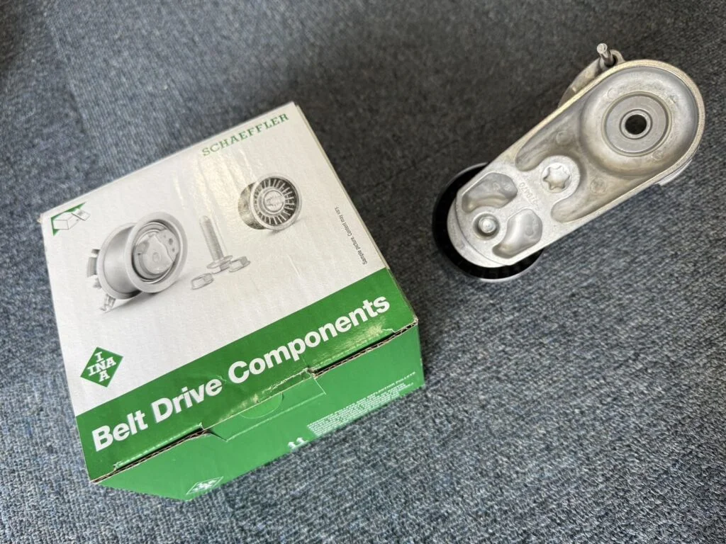 INA製ベルトテンショナー