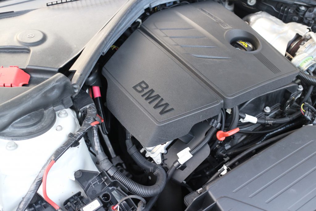 【BMWの修理/点検】BMW F20 1シリーズ 116iの冷却水漏れの修理