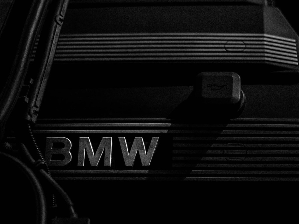 【BMWメンテナンス】エンジンオイルの交換の必要性