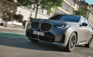 【BMWリコール】BMW X3 20d xDrive スタータージェネレーターのB端子の異常過熱により、火災に至るおそれ