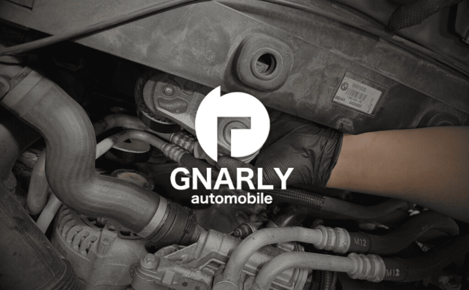 【エンジン作動時の異音の修理】BMW F13 640iのオルタネータードライブベルトテンショナー故障診断と交換費用