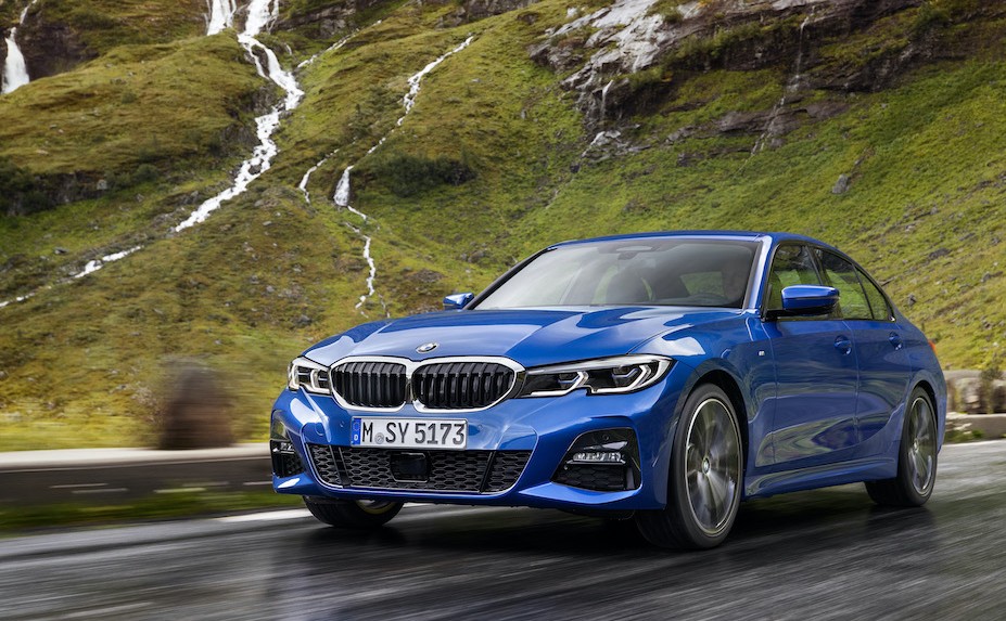 【BMWリコール】BMW 3シリーズ 320i他 スタータのリレー内部への水浸入により、火災に至るおそれ