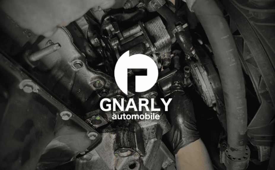 【オイルフィルターハウジングのオイル漏れ修理】MINI R55 COOPER S のオイルフィルターハウジング故障診断とガスケット交換費用